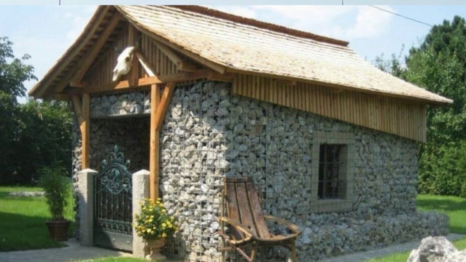 Беседка из габионов
