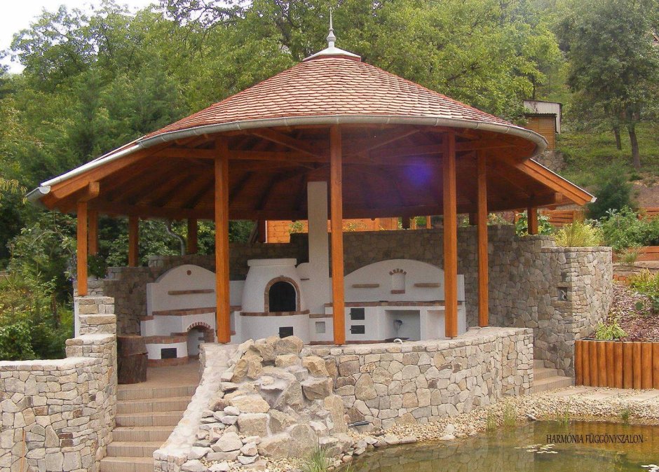 Беседка из ракушняка