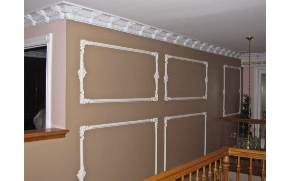 Тонкий молдинг для стен