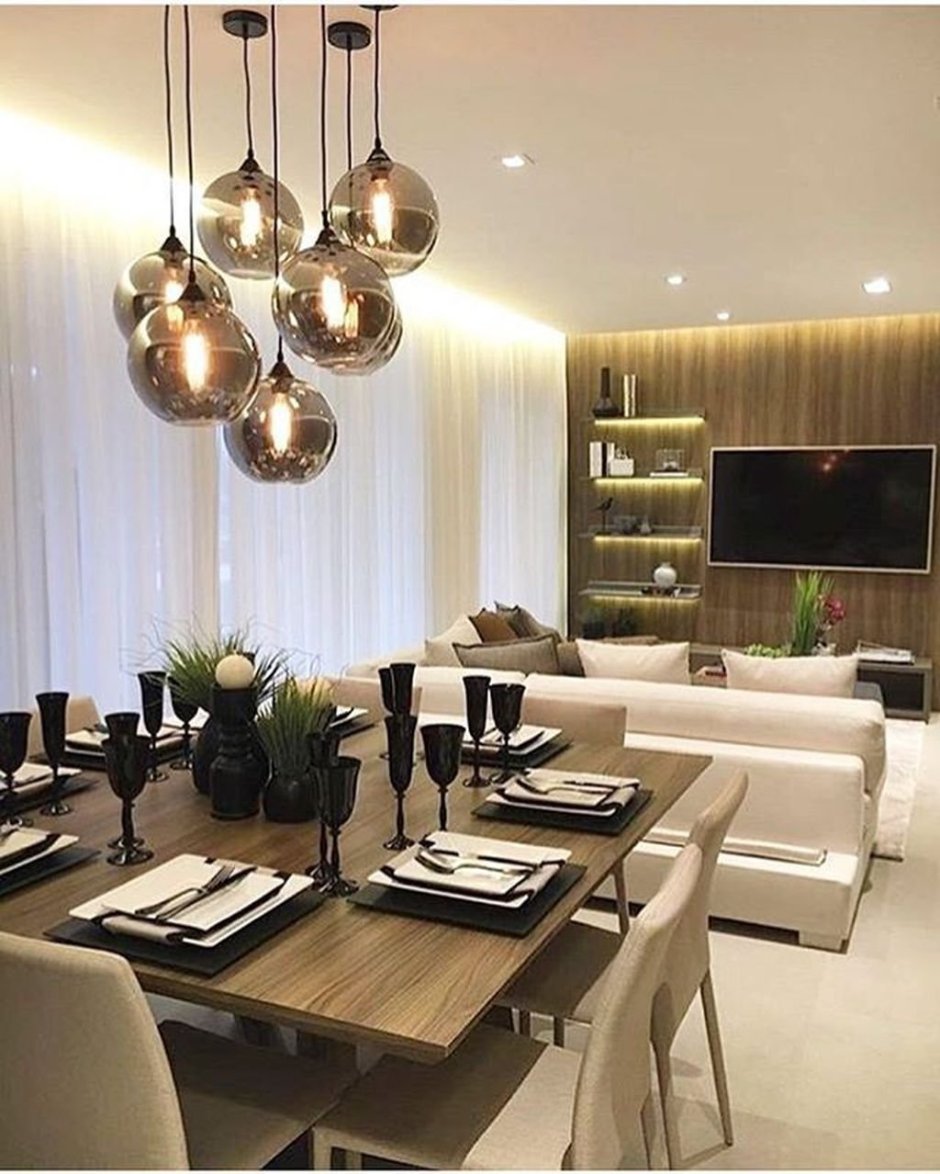 Светильник над обеденной зоной