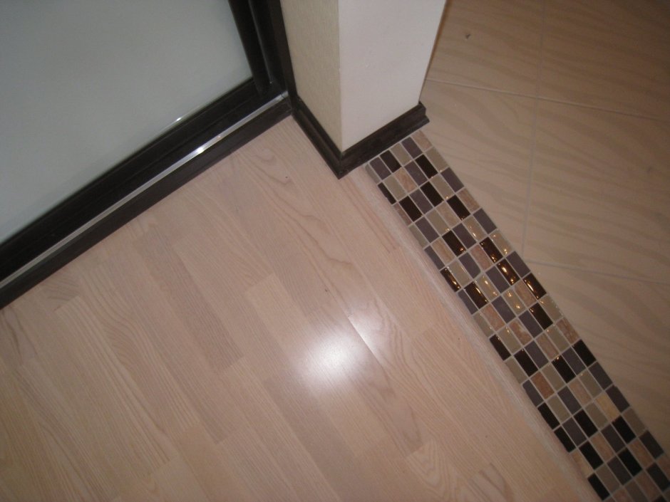 Плитка в дверном проеме