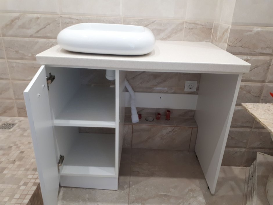 Тумба в ванную комнату со столешницей