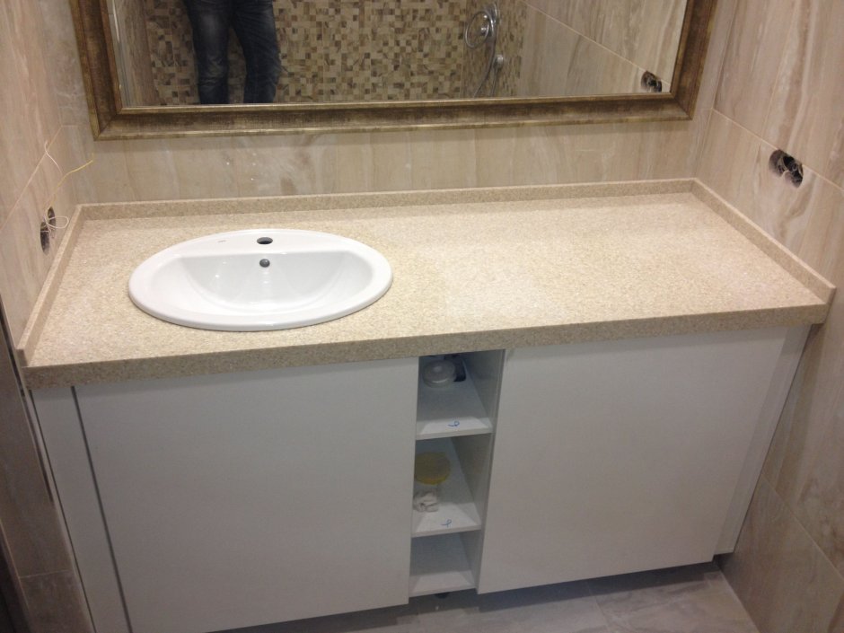 Столешница в ванну из ЛДСП