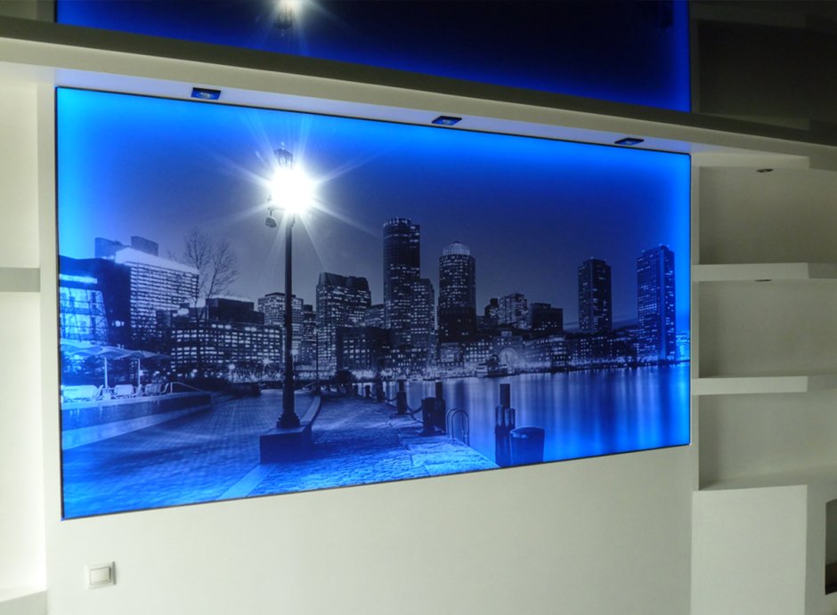 Philips с подсветкой Ambilight