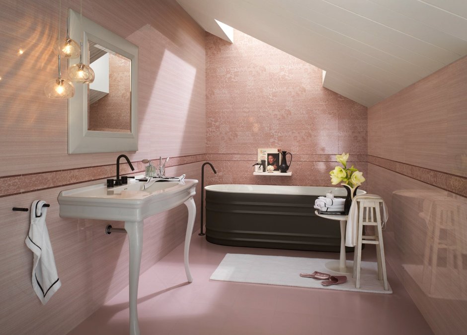 Розовая плитка для ванной