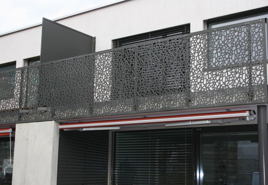 Ограждения из перфорированного металла