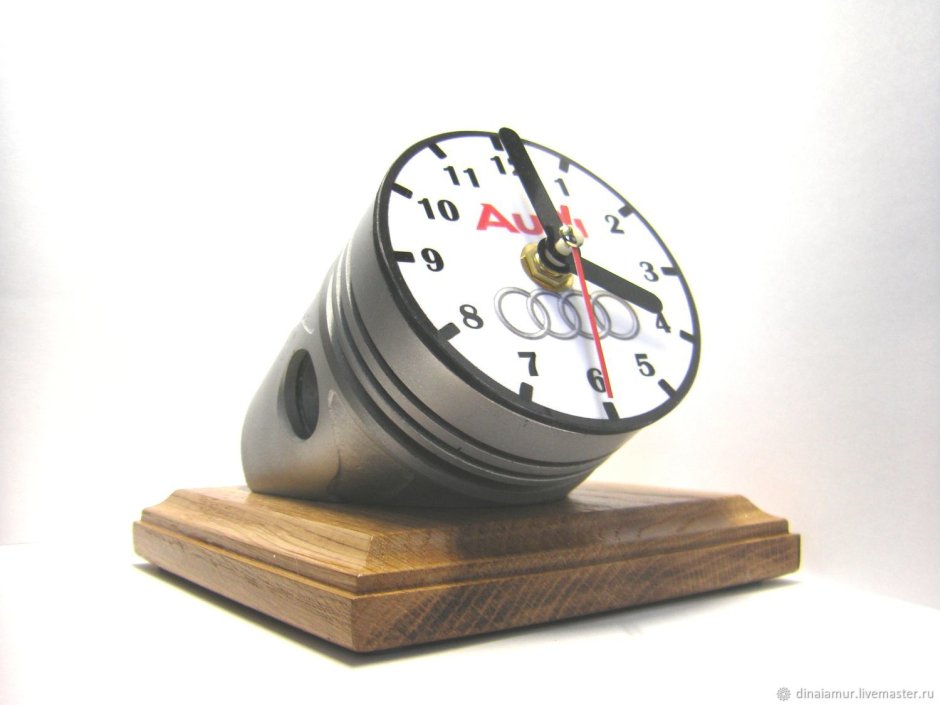 Часы в гараж