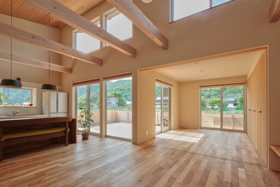 Одноэтажный дом со вторым светом