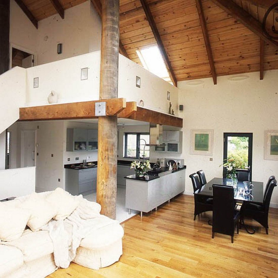 Одноэтажный дом с высокими потолками