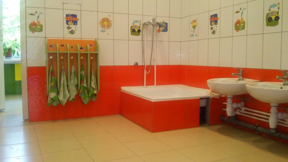 Туалетная комната в детском саду