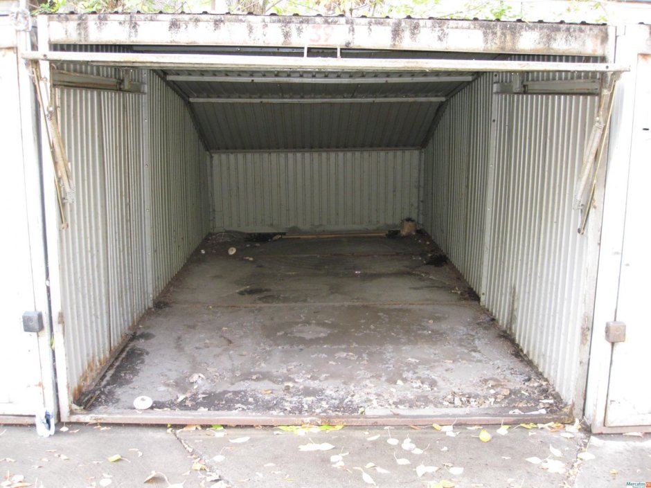 Корона из ракушек