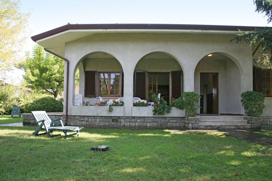 Дом в средиземноморском стиле одноэтажный