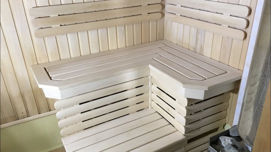 Полукруглый полок в баню