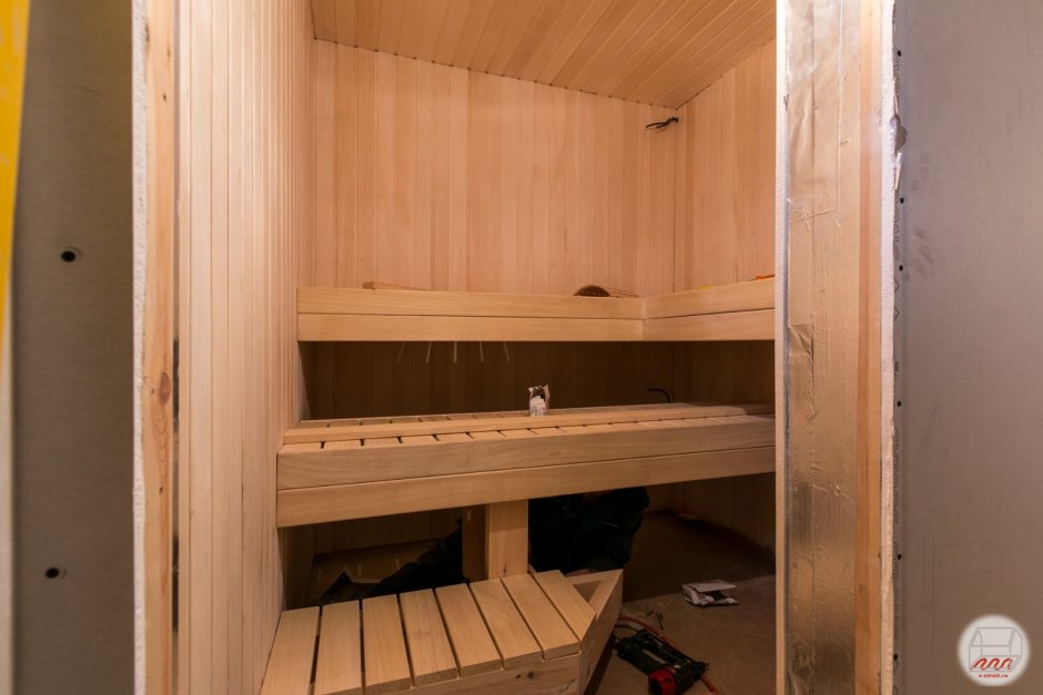 Выдвижной полок в бане