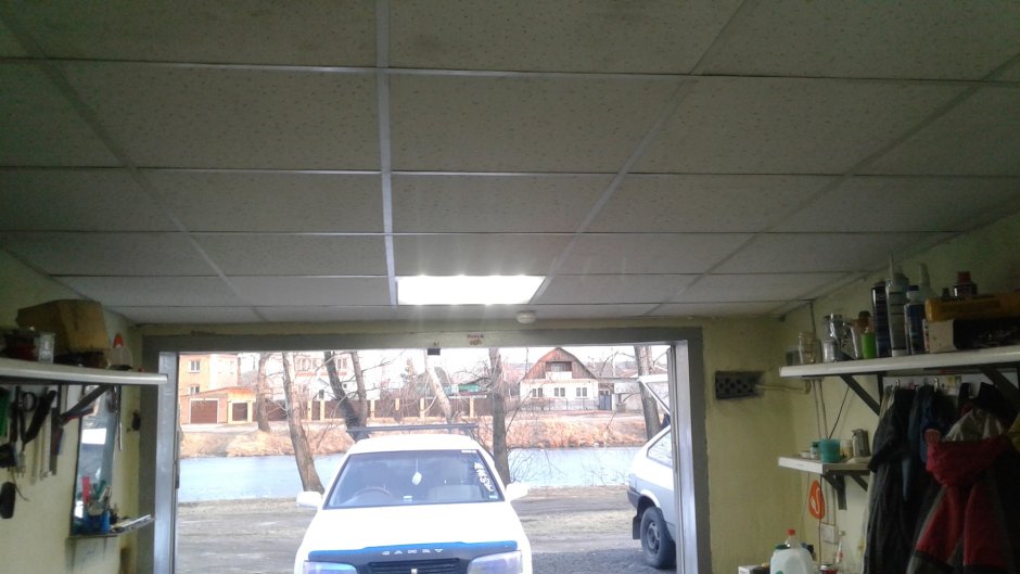 Потолок Армстронг для гаража