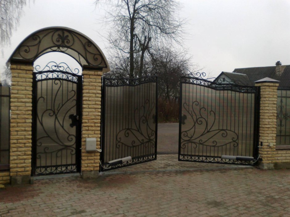 Ворота металлические с аркой