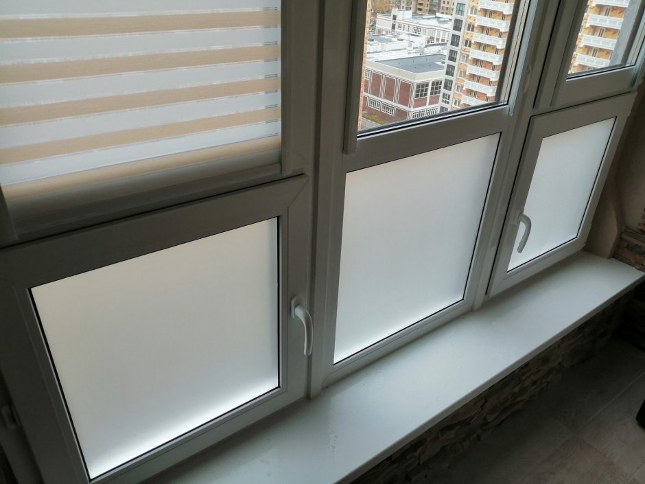 Окно с матовым стеклом