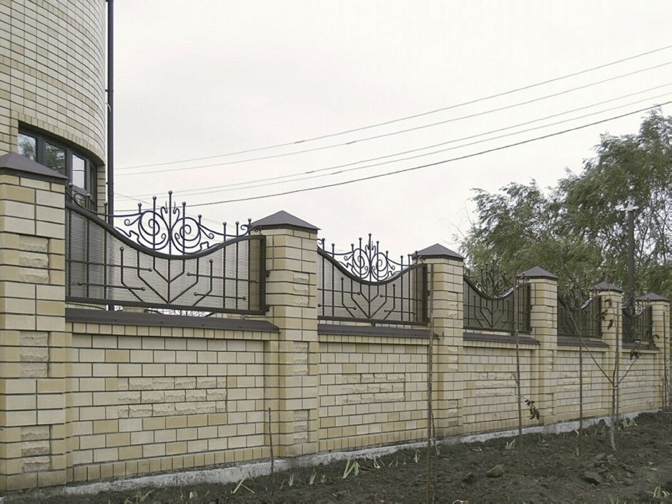 Кованые навершия на забор