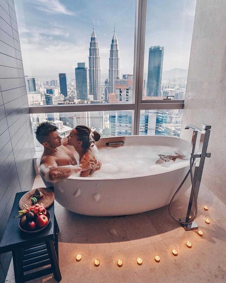 Романтика в ванной