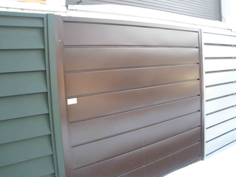 Забор из винилового сайдинга