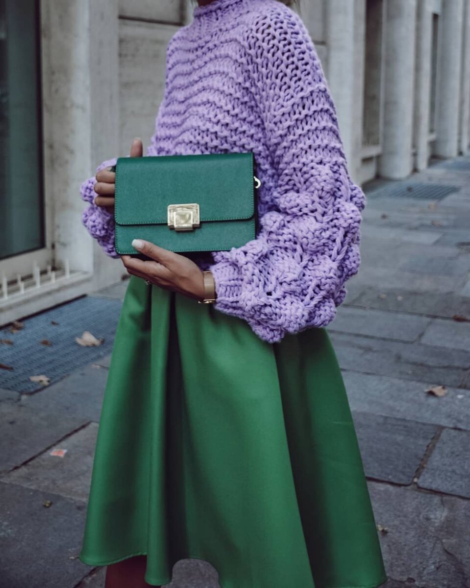 Сочетание изумрудного и сиреневого