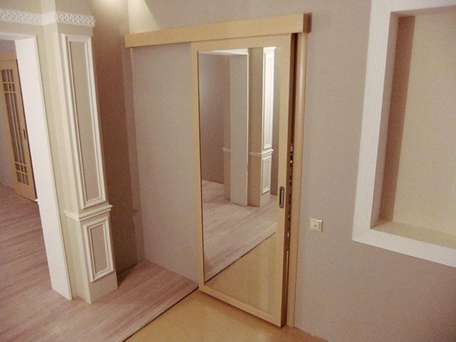 Стеклянные перегородки для зонирования ванной