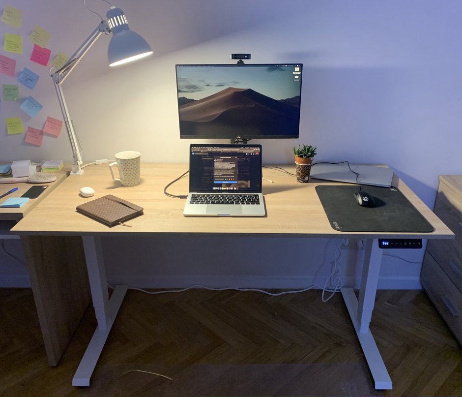 Письменный стол Blackhawk Desk