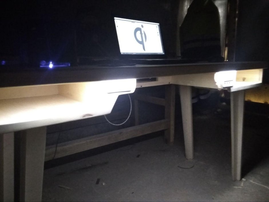 Самодельный игровой компьютерный стол