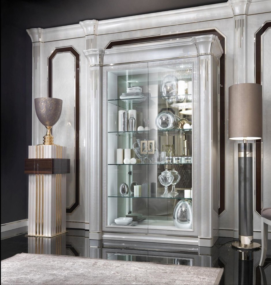 Тессароло антилопа витрина