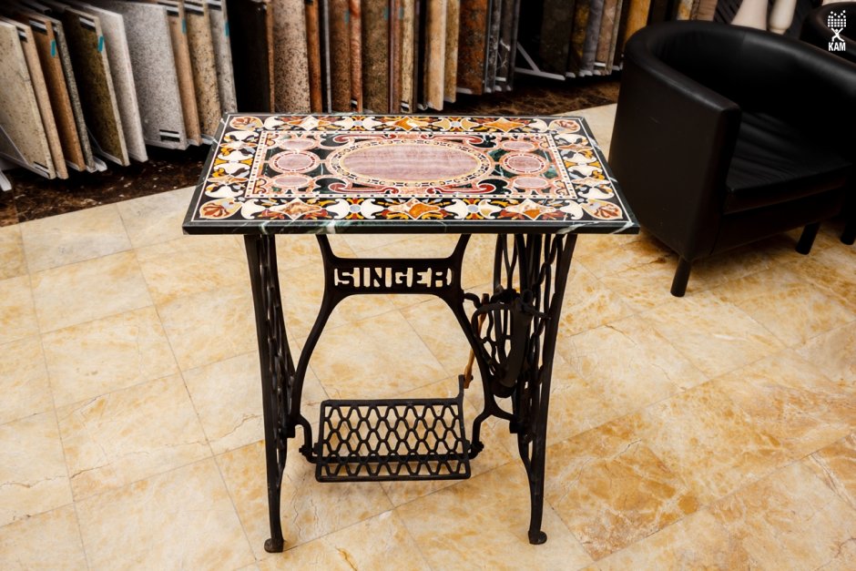 Столик из силумина