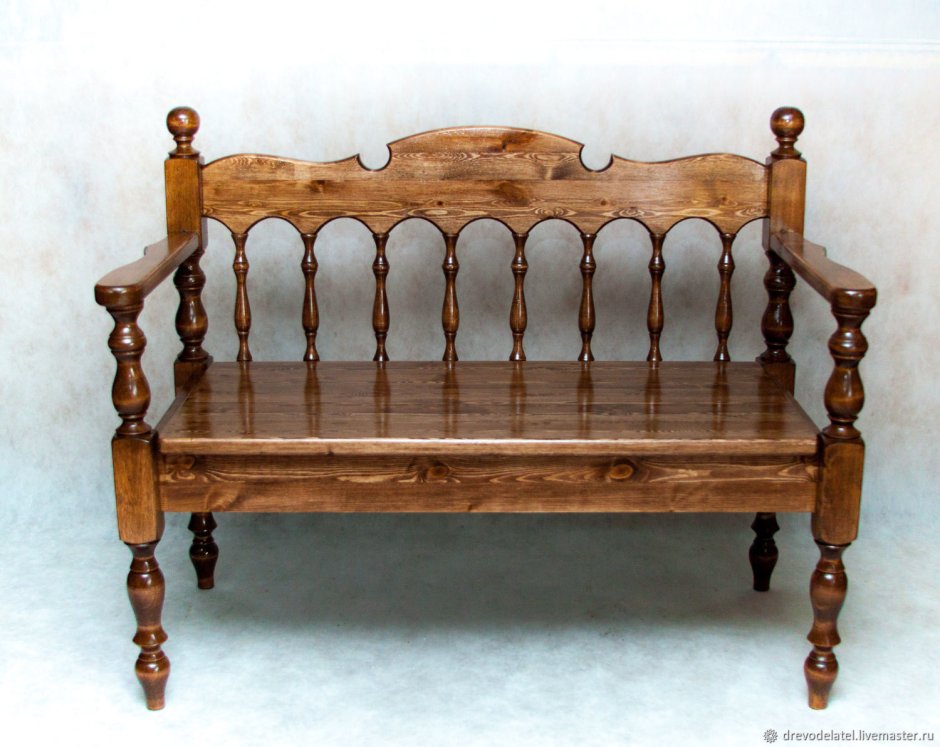 Диванчик из поддонов