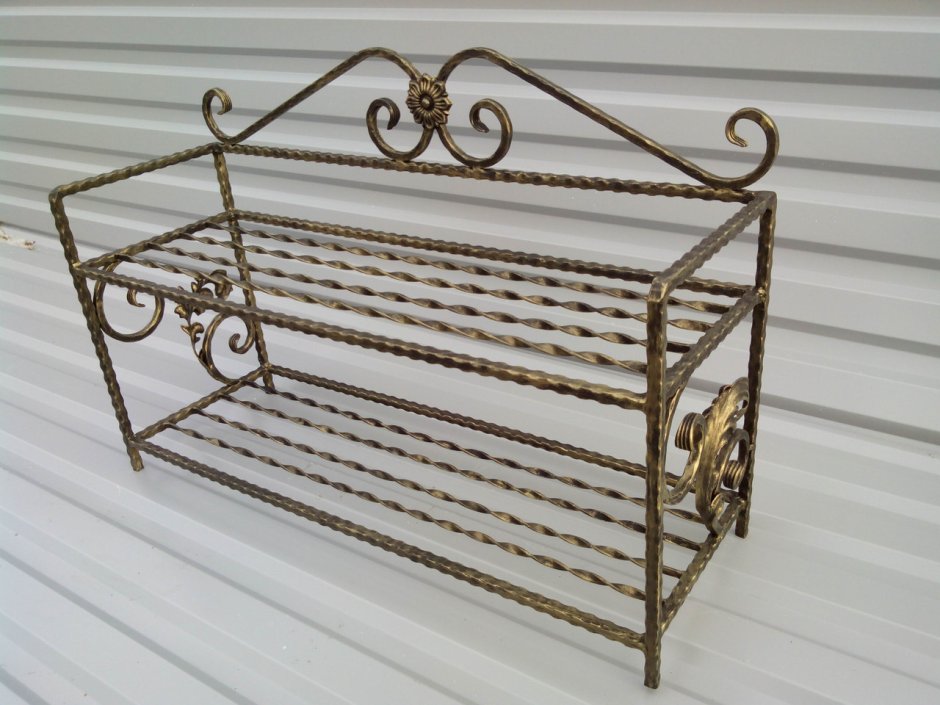 Кованная подставка для обуви