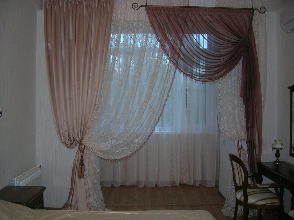 Шторы на кухню длинные