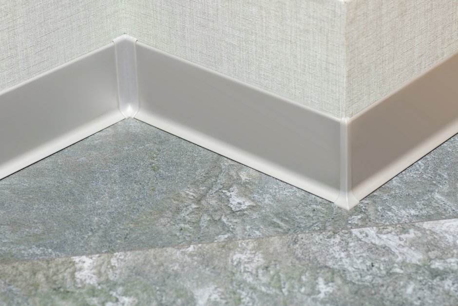 Плинтус алюминиевый Diele 80 анодированный 2500х80х11 мм