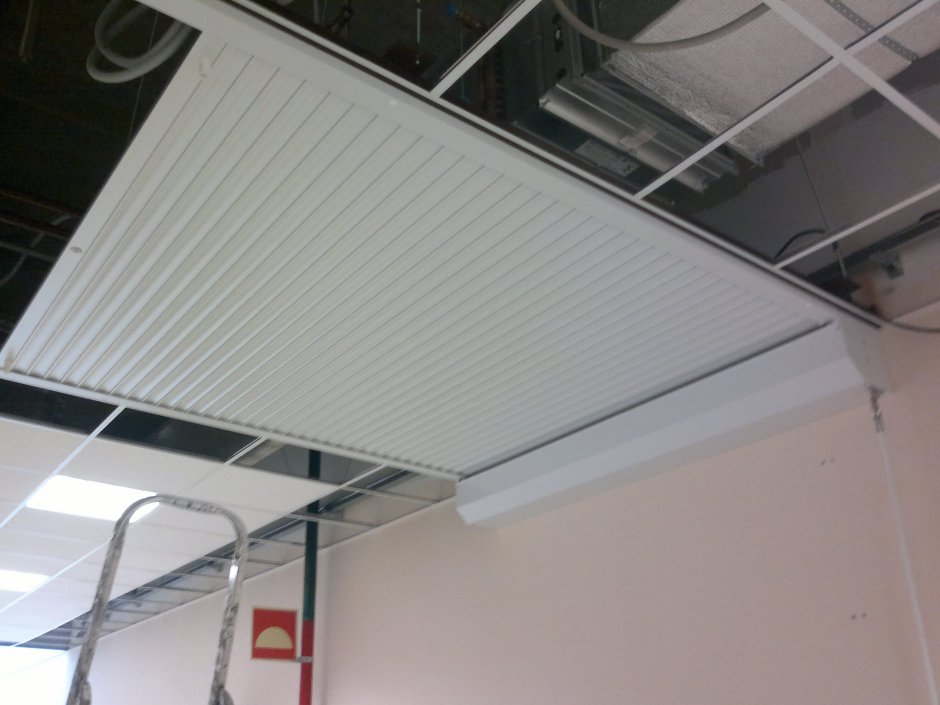 Горизонтальные рольставни для люка на второй этаж