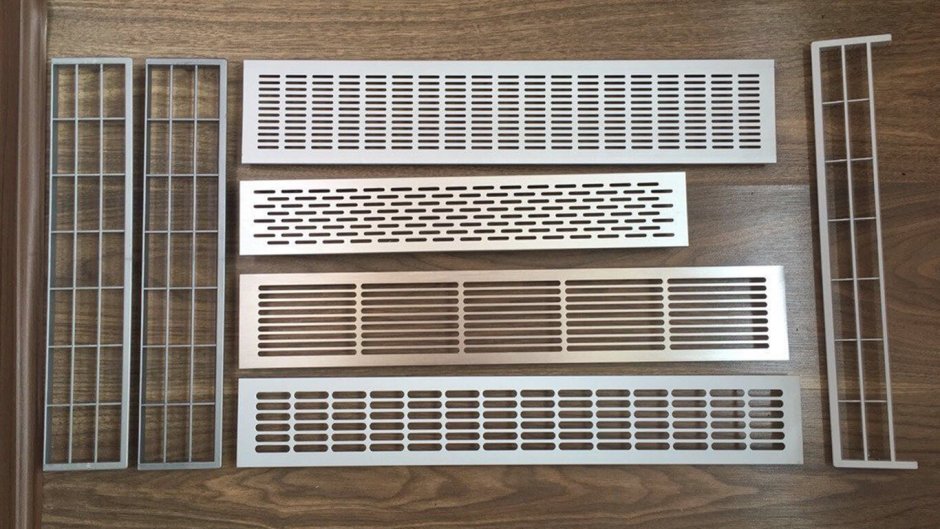 Решетка вентиляционная 480x80 мм, черная (KK-w80800-d2)