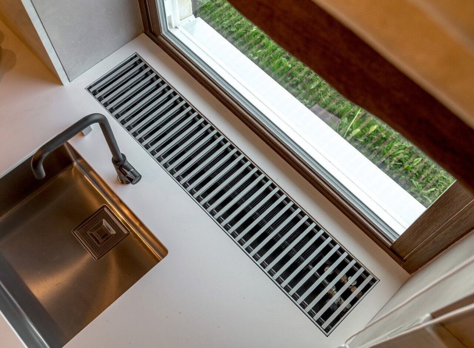 Конвектор подоконный водяной