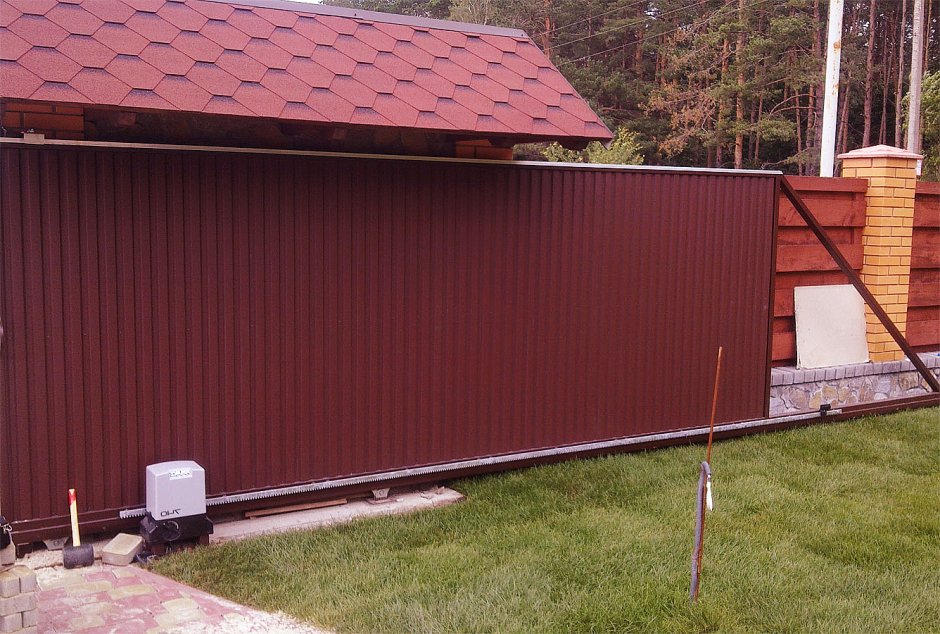 Откатные ворота 6000x2000 мм.