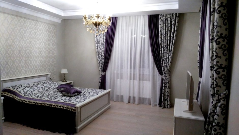 Тюль с вензелями