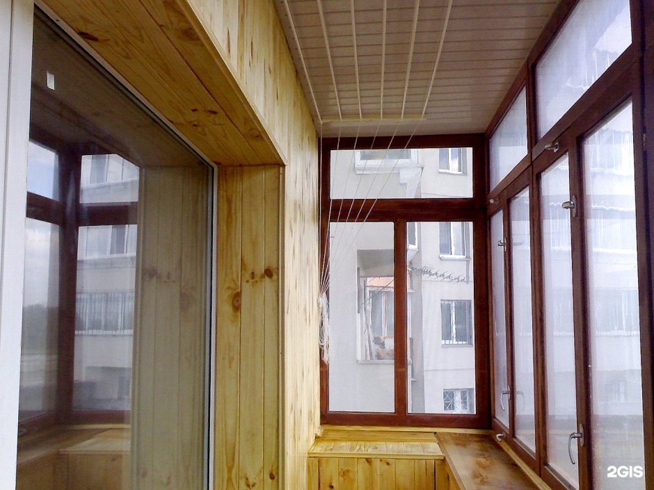 Отделка балкона поликарбонатом