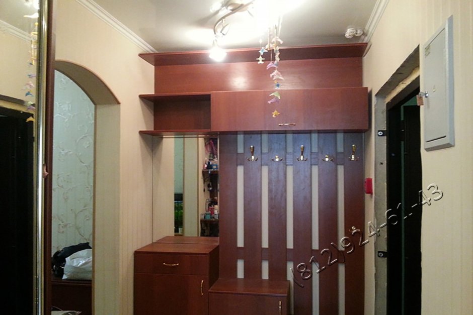 Маленькая ниша в прихожей