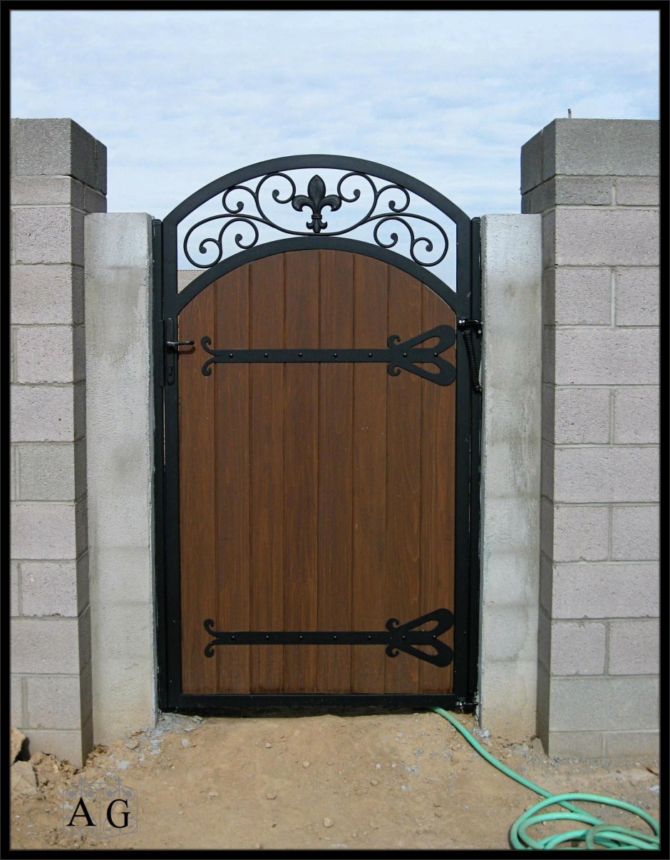 Широкая калитка