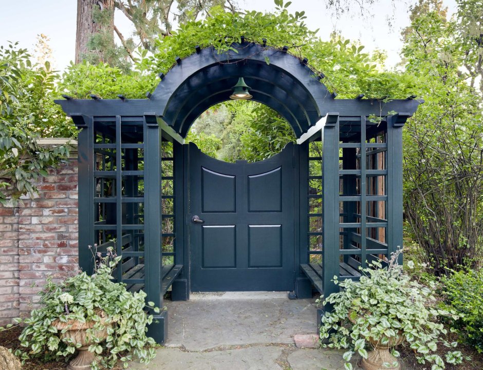 Красивые садовые калитки