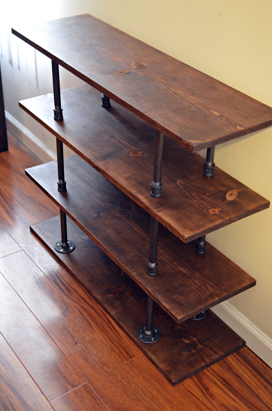 Полка для обуви из ламината