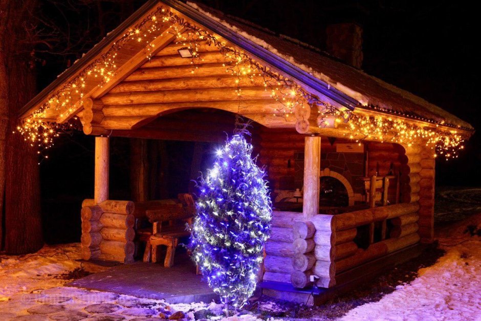 Новогоднее украшение беседки