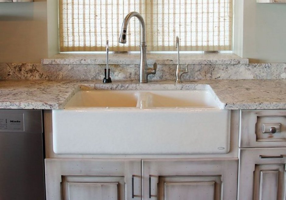 Раковина для кухни накладная керамическая