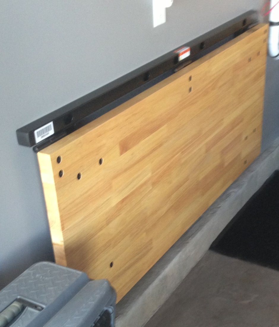 Верстак откидной настенный