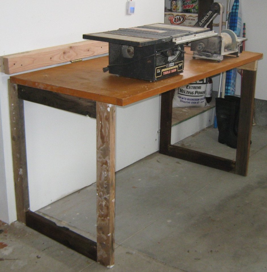 Складывающийся верстак для гаража