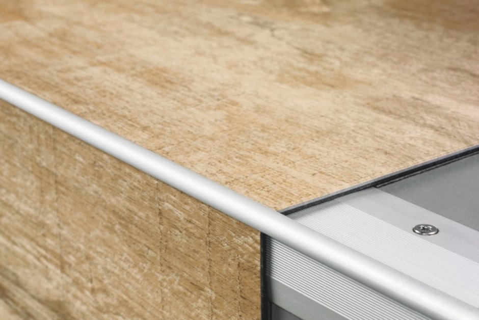 Профиль для ступеней Квик степ