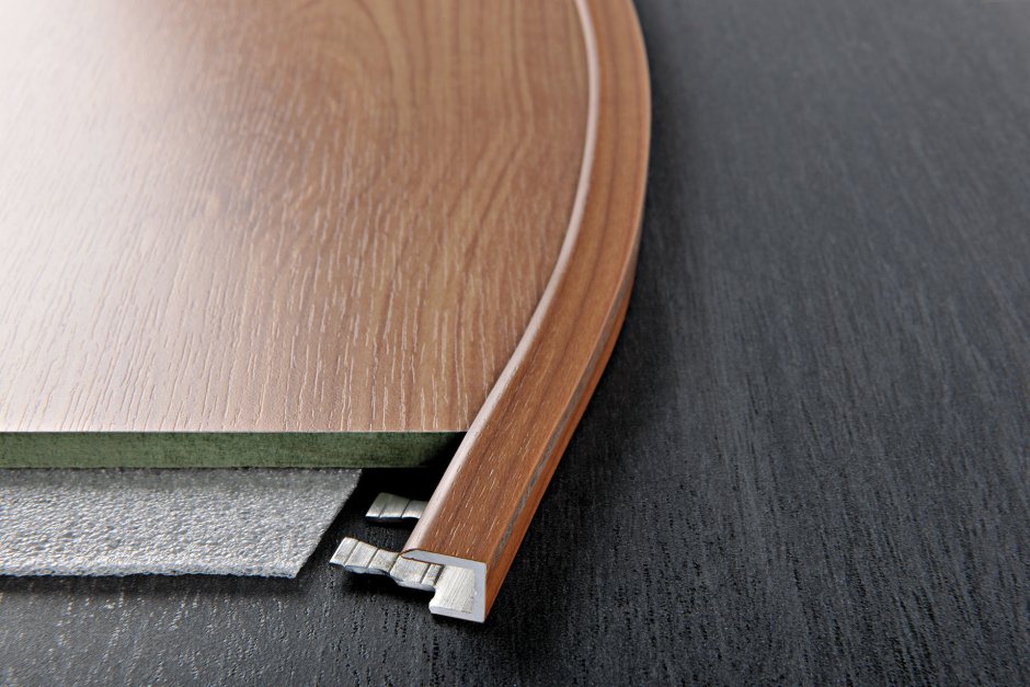 Ламинат с кромкой